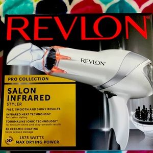 Never been opened Revlon Salon infrared styler